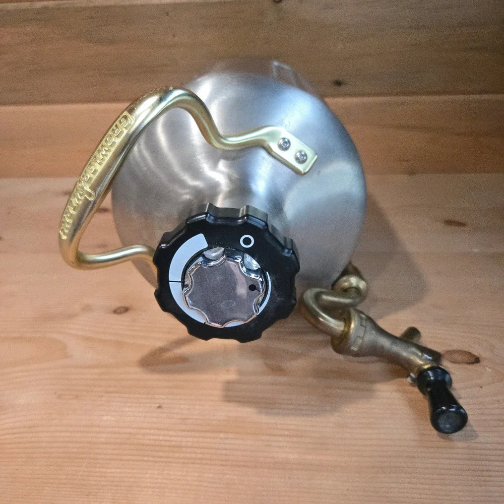 GrowlerWerks Beer Growler uKeg 128 Pressurized Dispenser Stainless Steel‎ Silver